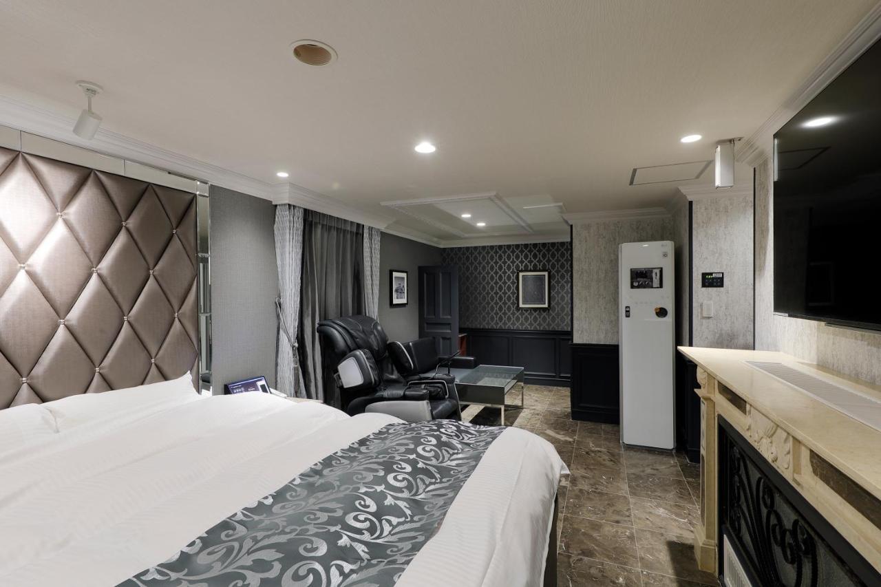 ホテルバースデーきよす店 Hotel Birthday Kijoszu Kültér fotó